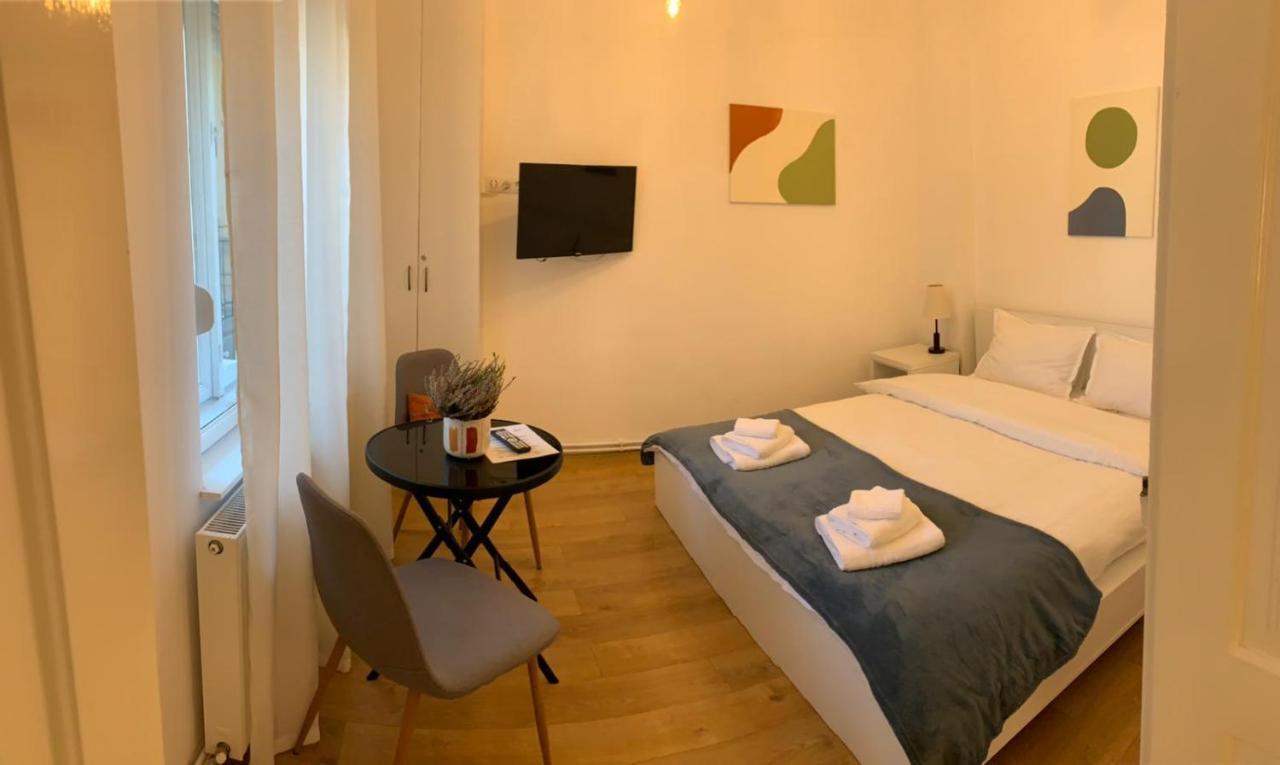Apartament Plopilor Studios Sibiu Luaran gambar